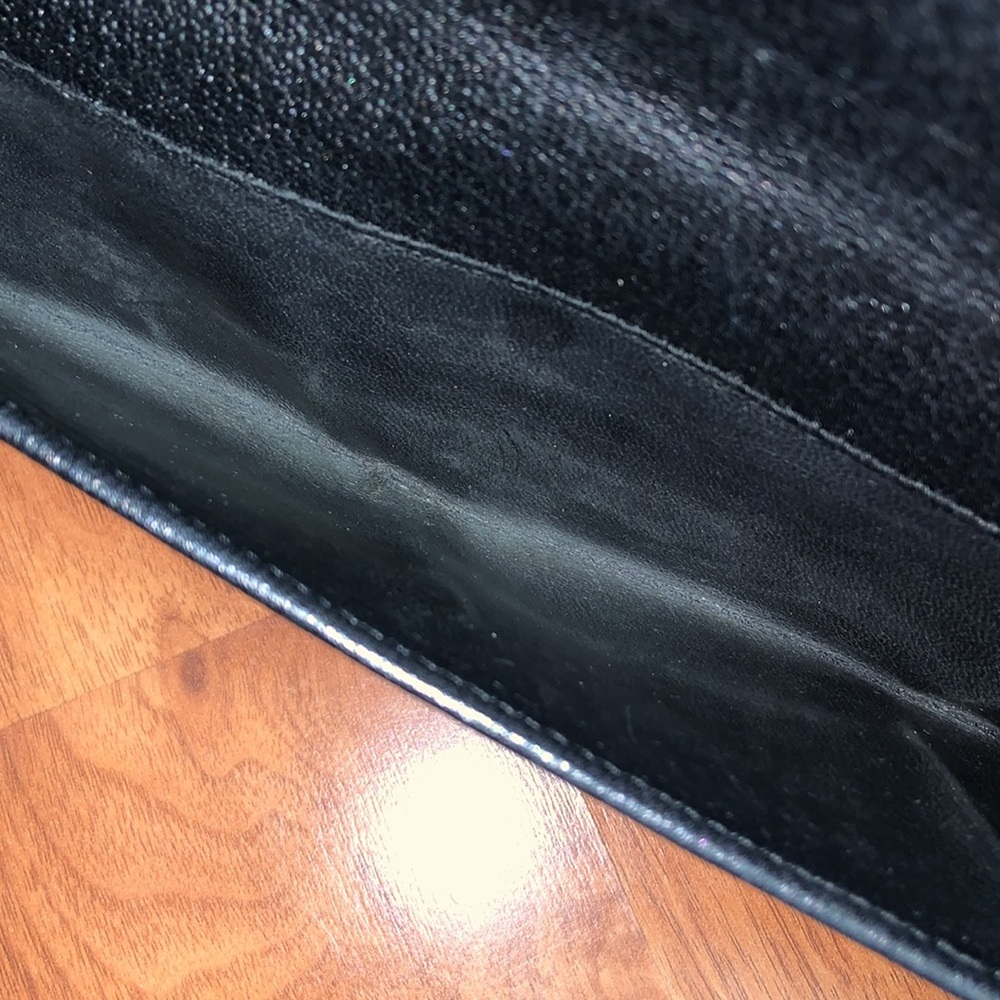 Authentic Gucci Monogram GG Canvas Flap Wallet with Bow - Picture 6 of 16